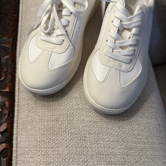 J. Crew Factory City tour sneakers in White/Silver metallic - Picture 7 of 8